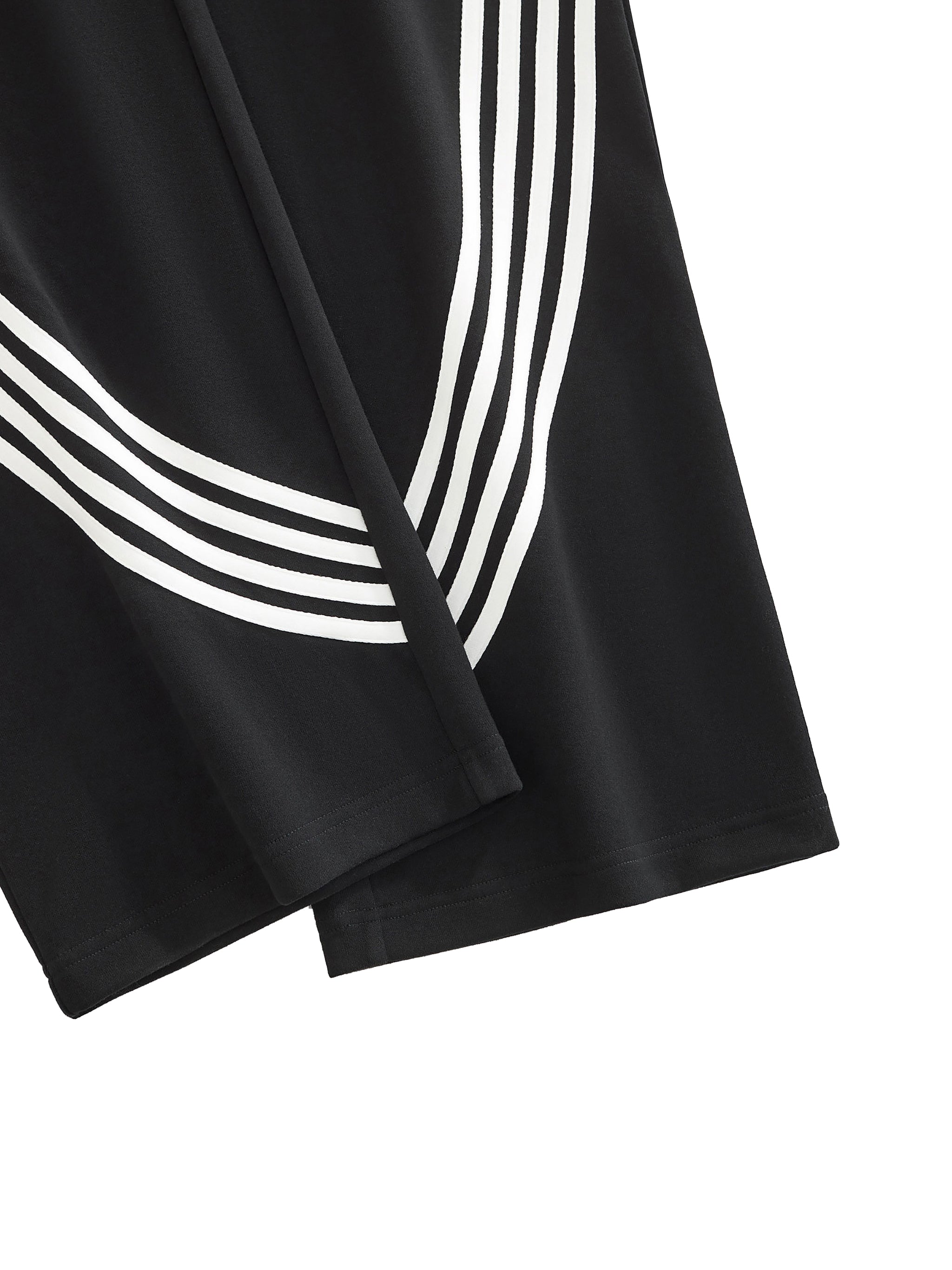 Curved Stripe Straight Sweatpants